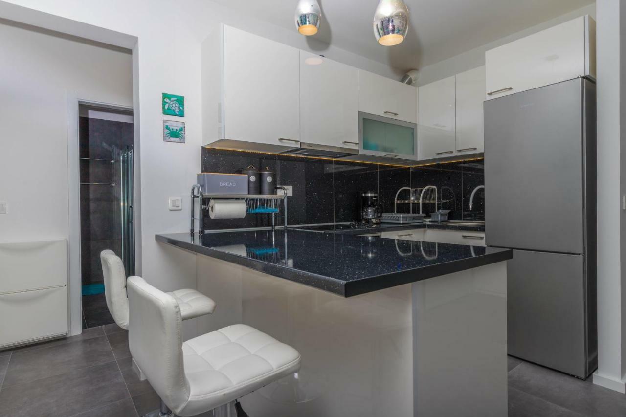 Apartments Tatjana Selce Exterior photo