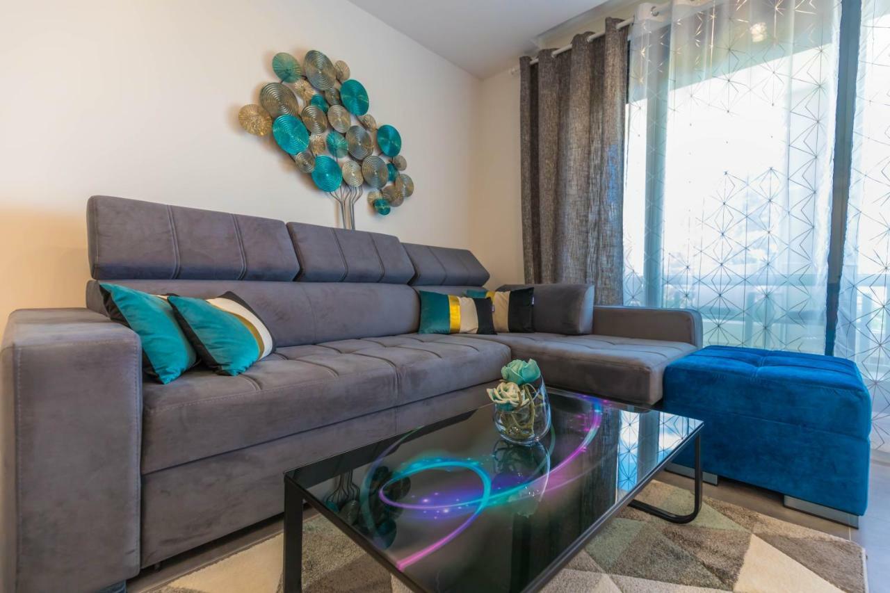 Apartments Tatjana Selce Exterior photo
